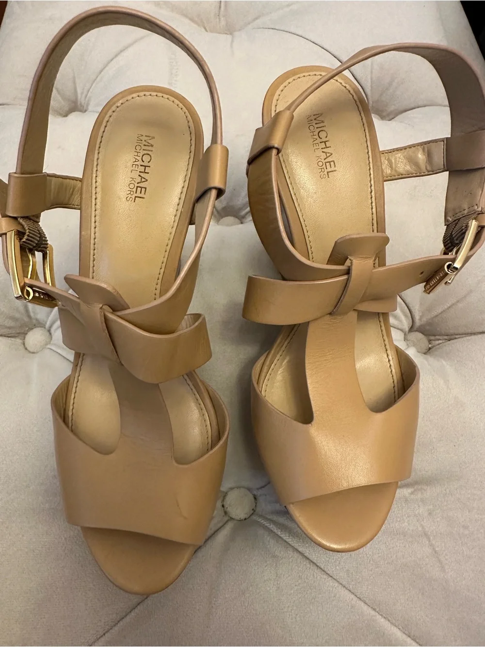 MICHAEL Michael Kors stylish tan